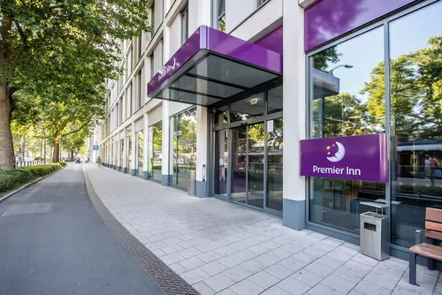 Premier Inn Heidelberg City Centre, Front of property