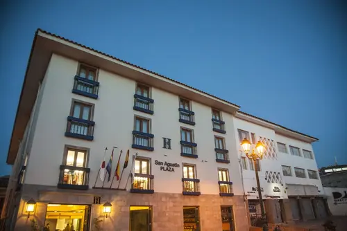 San Agustin Plaza, Front of property