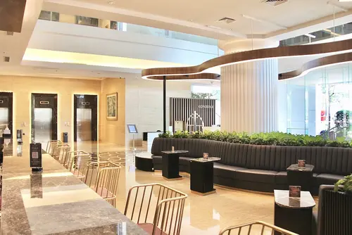 JS Luwansa Hotel and Convention Center, Lobby sitting area