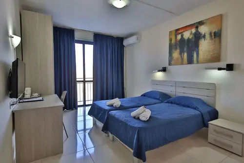 Relax Inn Hotel, Room