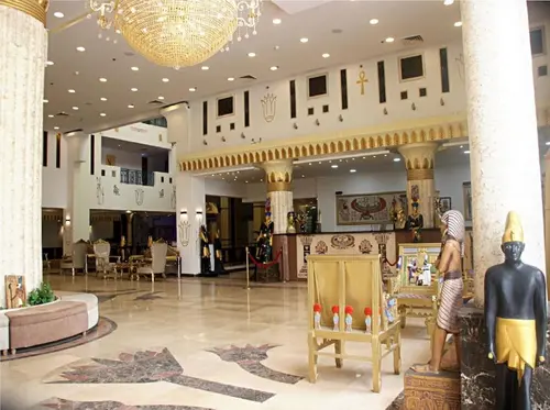 Regency Pyramids, Reception
