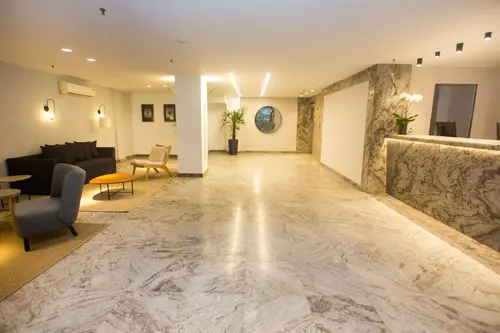 Regency Copacabana Hotel, Reception