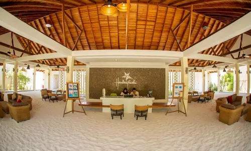 Hondaafushi Island Resort, Reception