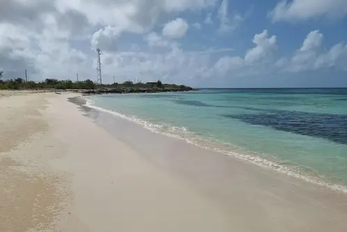 Harrys Cottages Cottage 5 Right on the Pink Sand, Beach
