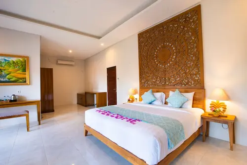 The Kirana Tembok, Room