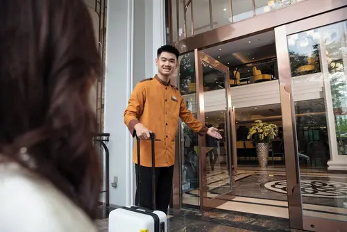 FTE Ba Dinh Hotel, Reception