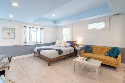 Tree House, Room
