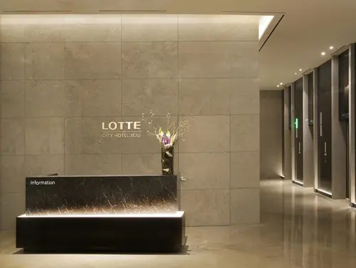 Lotte City Hotel Jeju, Interior entrance