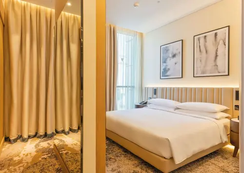 Embassy Suites by Hilton Doha Old Town, Room