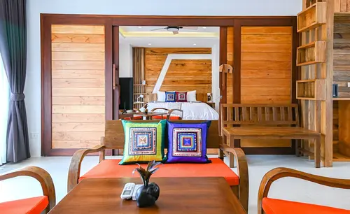 Cascade Tara, Room