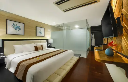 de Vins Sky Hotel Seminyak, Room