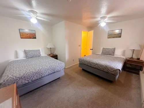 Austin's Chuckwagon Lodge, Room