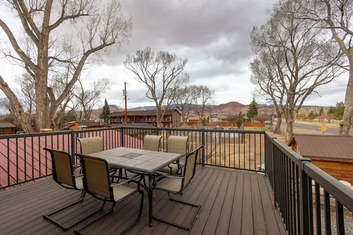 Austin's Chuckwagon Lodge, Terrace/patio