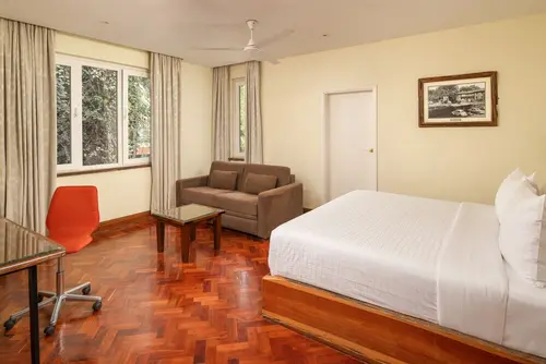 Fairview Hotel, Room