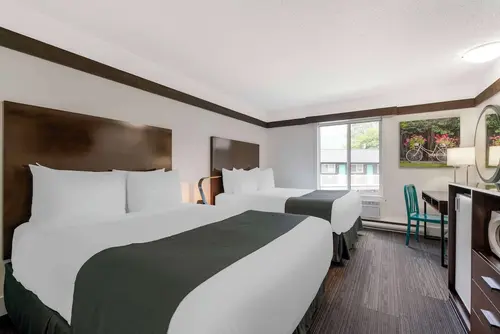 Stoke Hotel SureStay Collection by Best Western, Primary image