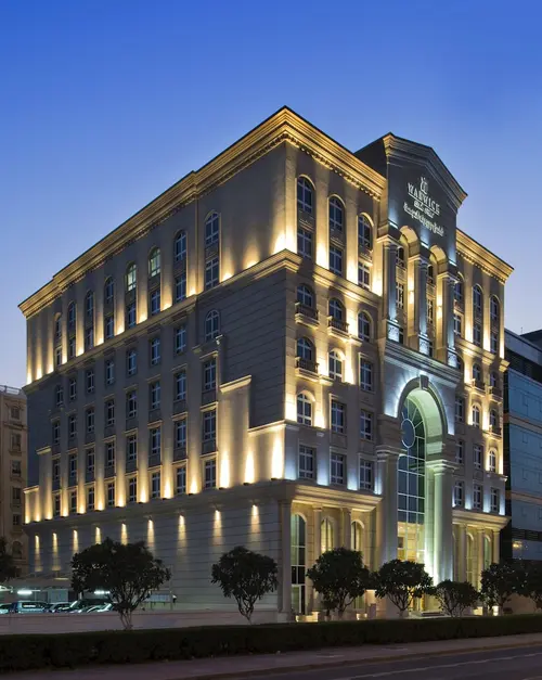 Warwick Doha, Exterior