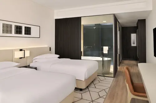 Sheraton Grand Hotel, Dubai, Room