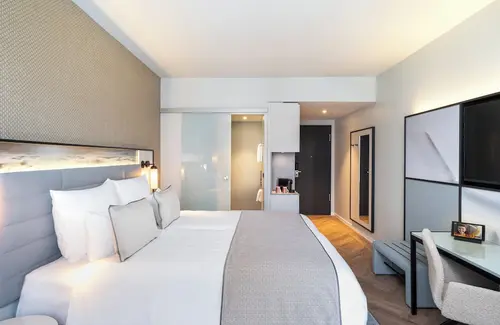 Leonardo Hotel Vienna City West, Room