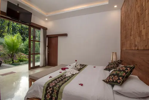 Tirta Arum, Room