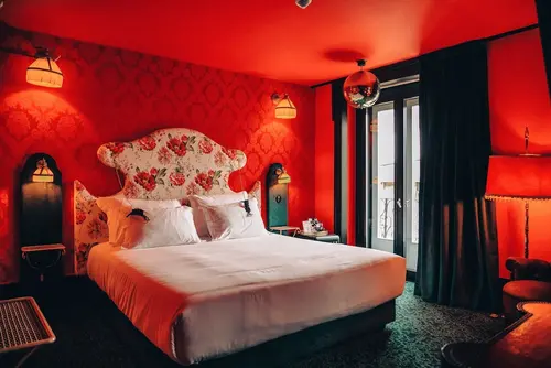 Pensão Amor Madam’s Lodge, Primary image