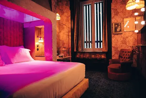 Pensão Amor Madam’s Lodge, Room