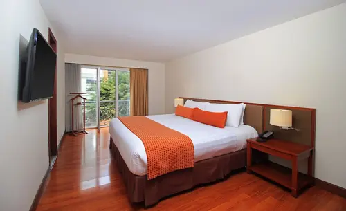Hotel Windsor House Inn By GEH Suites, Room