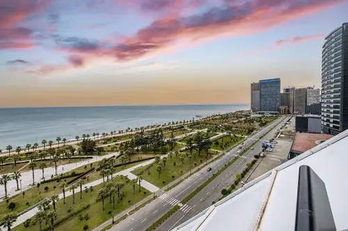 The Grandeur Hotel, Room