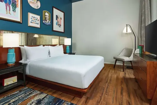 The Bankers Alley Hotel Nashville, Tapestry Collection By Hilton, Room