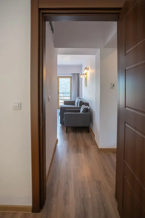 Opus View, Room