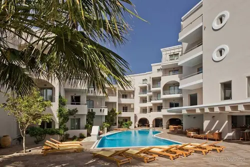 Parasol Luxury Hotel & Suites, 