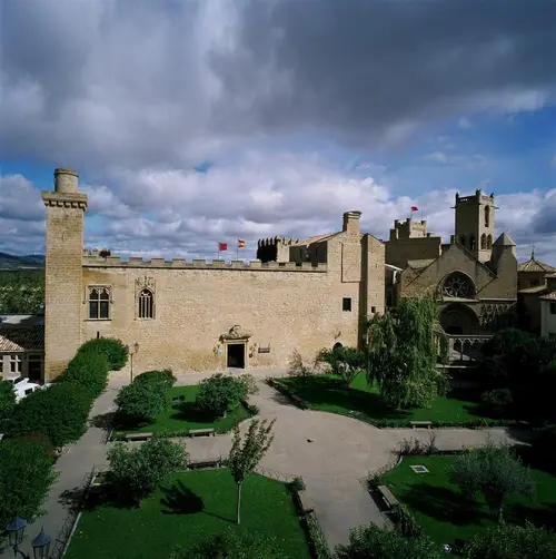 Parador De Olite, General view