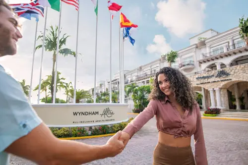 Wyndham Alltra Playa del Carmen Adults Only All In, General view