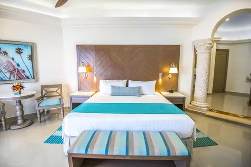 Wyndham Alltra Playa del Carmen Adults Only All In, Room