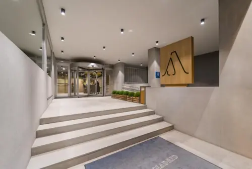 Artiem Madrid, Lobby