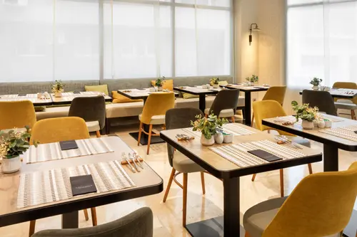 Catalonia El Retiro, Restaurant