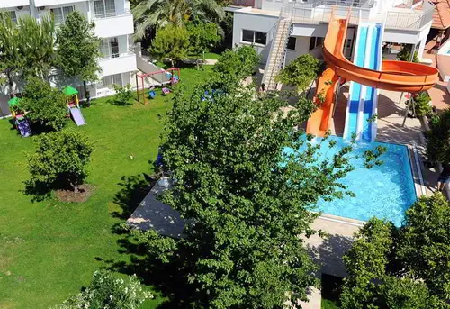 Hotel Catty Cats Garden, General view