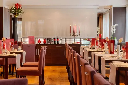 NH Collection Roma Giustiniano, Restaurant