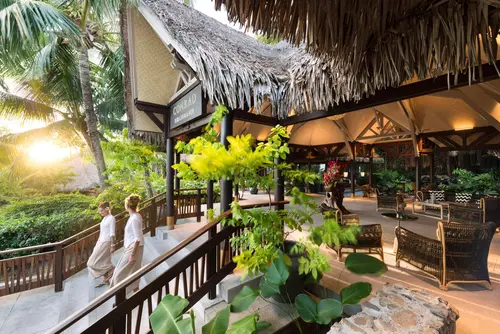 Conrad Bora Bora Nui, Lobby