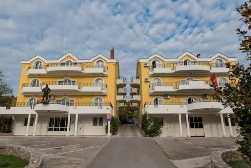Crnogorska Kuca Hotel  Podgorica, General view