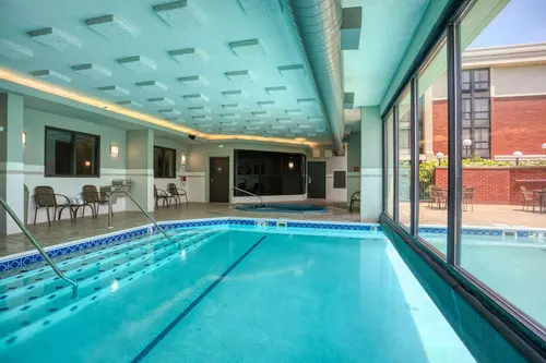 Drury Inn Suites St Louis Fairview Heights, Pool