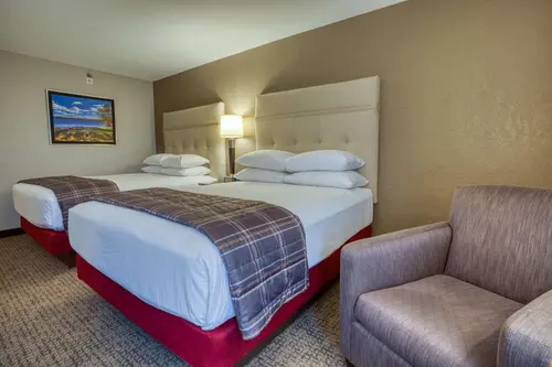 Drury Inn Suites St Louis Fairview Heights, Room