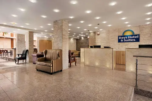Days Hotel And Suites By Wyndham Dakar, Lobby