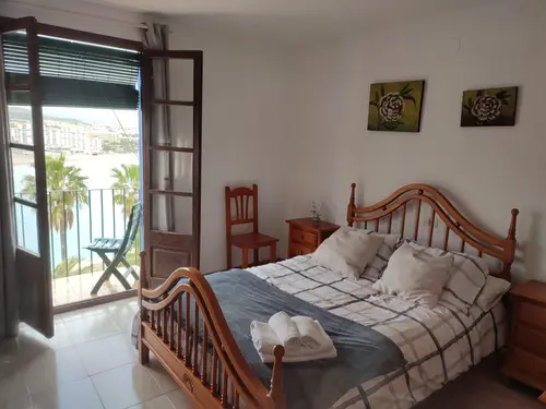 El Maset, Room