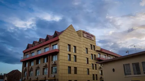 Hotel Gloria Inn, General view