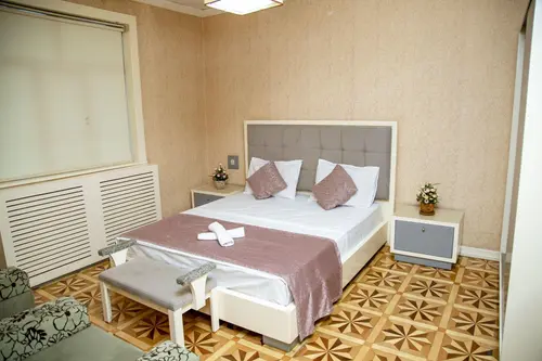 Smith Hotel, Room