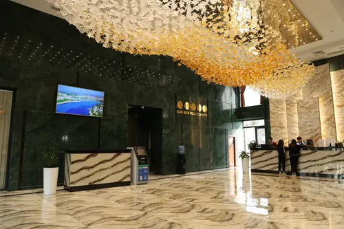 Mir Luxe Plaza, Lobby