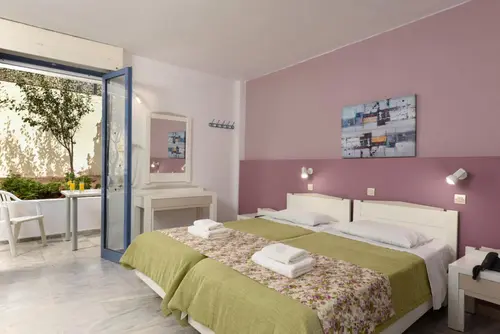 Ariadne Hotel, 
