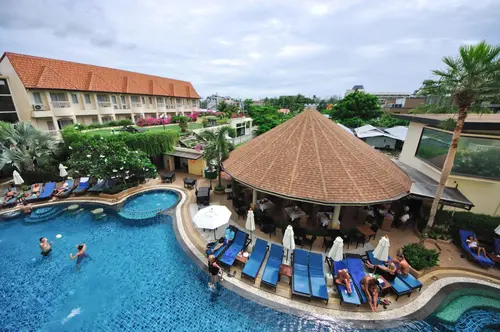 Palmyra Patong Resort Phuket - SHA Extra Plus, 