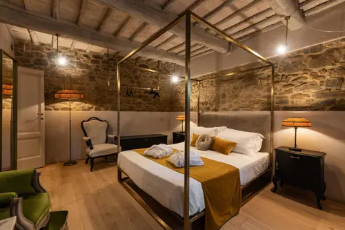 Drogheria e Locanda Franci, 