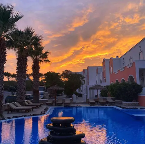 Villa Manos Hotel, 
